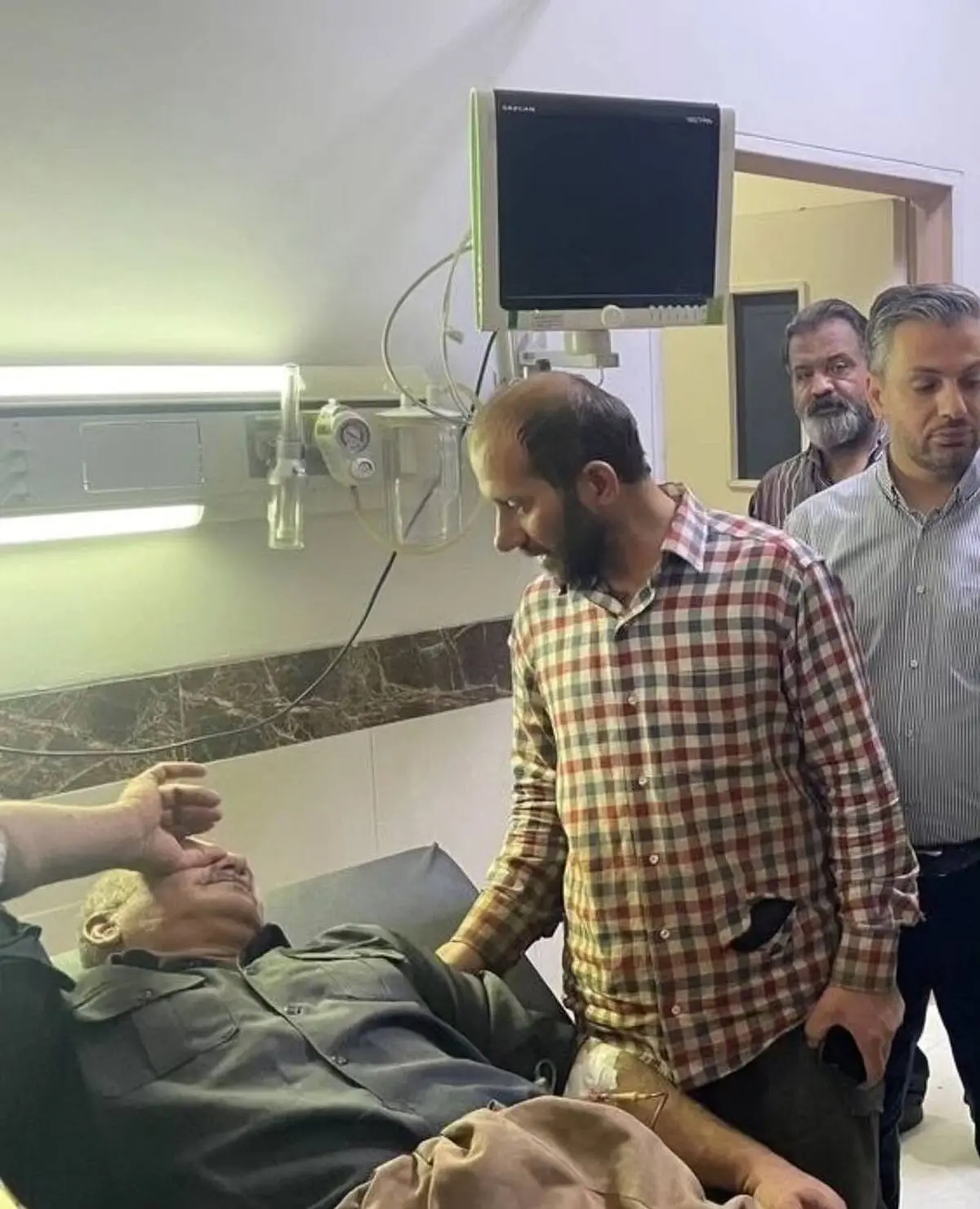 ریزش سقف مدرسه در حال ساخت در مهاباد