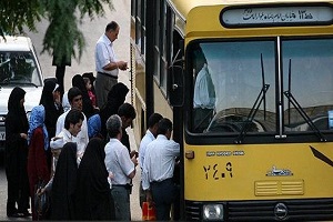 باز شدن ناگهانی درب اتوبوس در بوشهر جایی یک نفر را گرفت