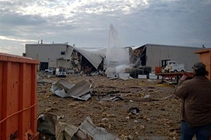 انفجار یک کارخانه هواپیماسازی در آمریکا/ ۱۴ کارگر زخمی شدند