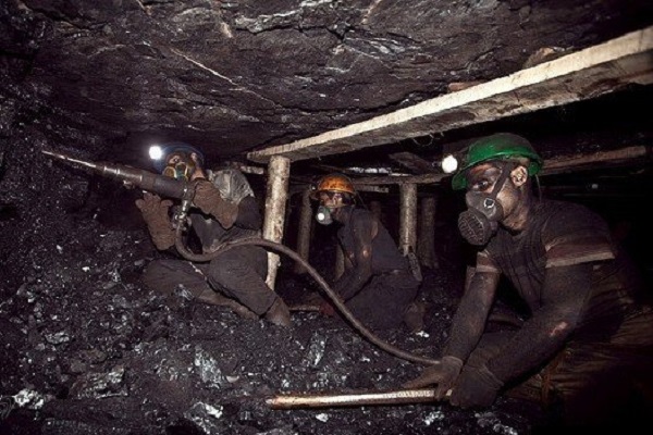 حبس شدن ۲۱ کارگر در یک معدن زغال سنگ در چین