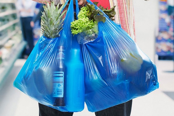 منع استفاده از کیسه‌های پلاستیکی با آیین‌نامه سازمان حفاظت محیط زیست