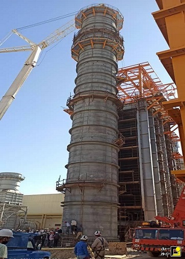 سقوط کارگر به اگزوز نیروگاه ارومیه