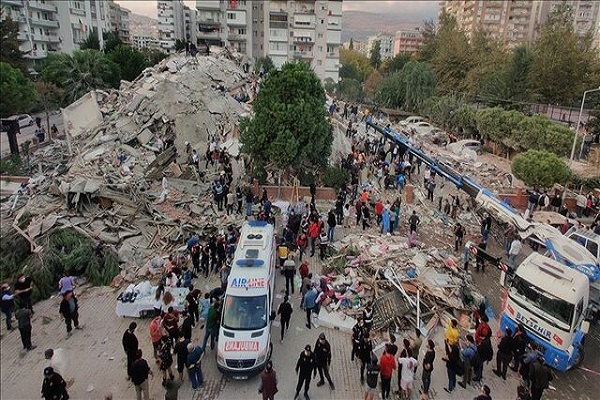 افزایش قربانیان زلزله در ترکیه و یونان به ۲۶ نفر/تعداد پس‌لرزه‌ها به ۲۰۰ نزدیک شد