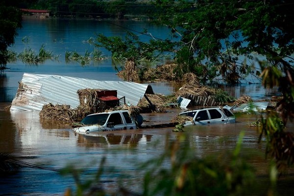 سیلاب و رانش زمین در هندوراس جان ۶۰ نفر را گرفت