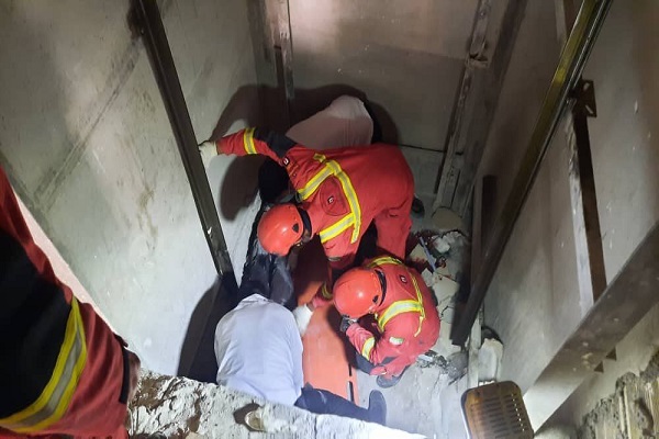 کشته و زخمی شدن ۳ کارگر بر اثر سقوط بالابر