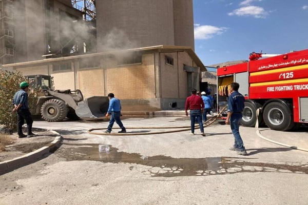 آتش‌سوزی در کارخانه سیمان چهارمحال و بختیاری