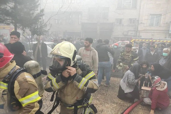 آتش سوزی ساختمان مسکونی در تهران ۱۴ مصدوم برجای گذاشت