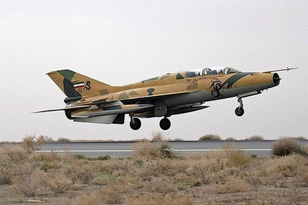 جزییات سقوط یک فروند هواپیمای جنگنده در اصفهان