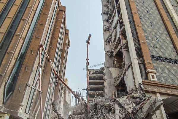 ریزش ساختمان ۱۰ طبقه متروپل – آبادان