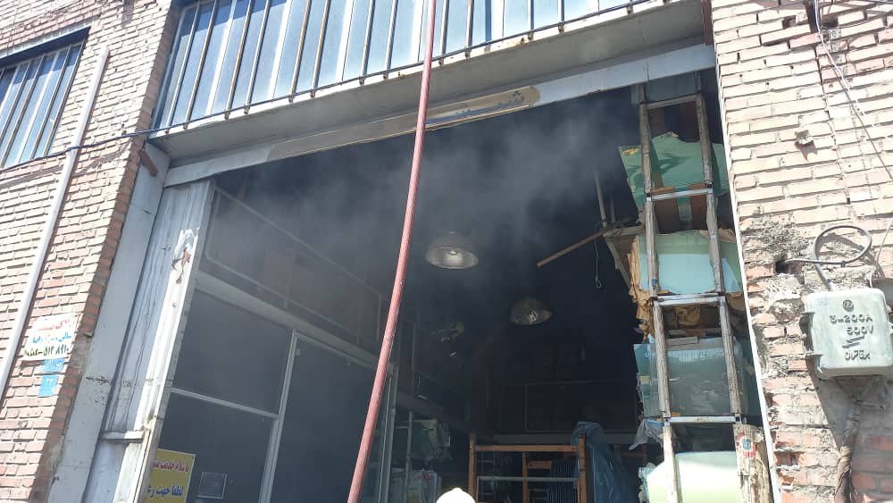 آتش‌سوزی کارگاه تولیدی در تهران