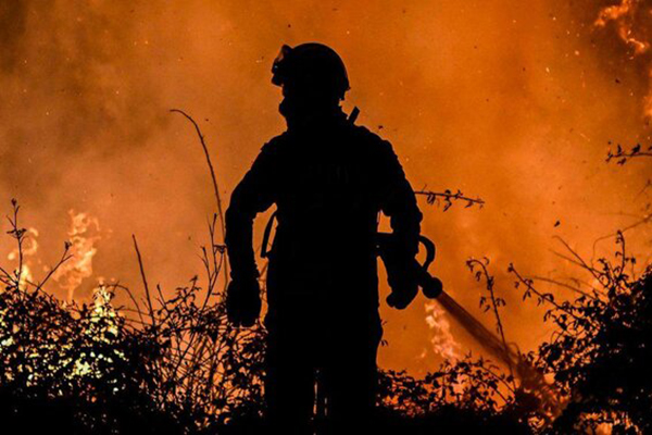 گسترش آتش‌سوزی‌های جنگلی در اطراف مدیترانه
