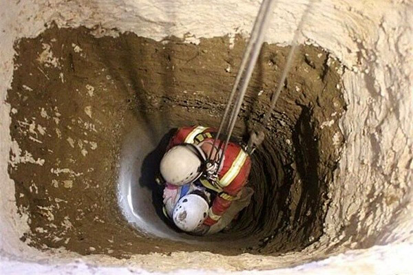 مرگ دو کارگر چاه کن در عمق۳۵ متری چاه
