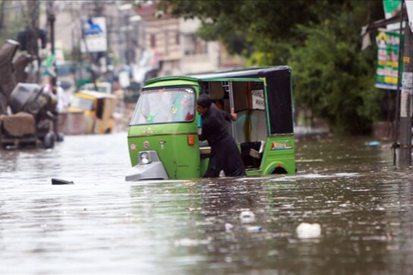 افزایش تلفات بارش‌های سیل‌ آسا در پاکستان