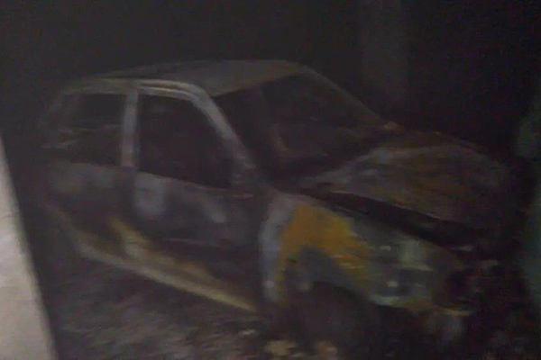 سوختن ۴ خودرو سواری و نجات ۶۰ نفر در آتش سوزی پارکینگ ساختمان مسکونی در تهران