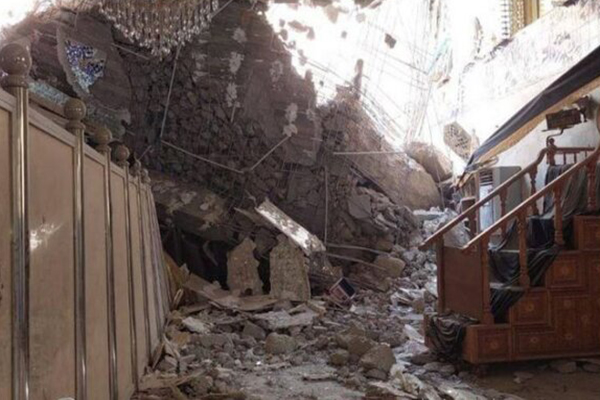ریزش تپه‌ ای در زیارتگاه «چشمه امام علی» در کربلا/ نجات ۳ تن از زیر آوار