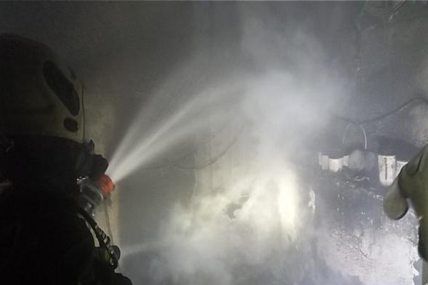 آتش سوزی در کارگاه تولید مبلمان در علی آباد قاجار