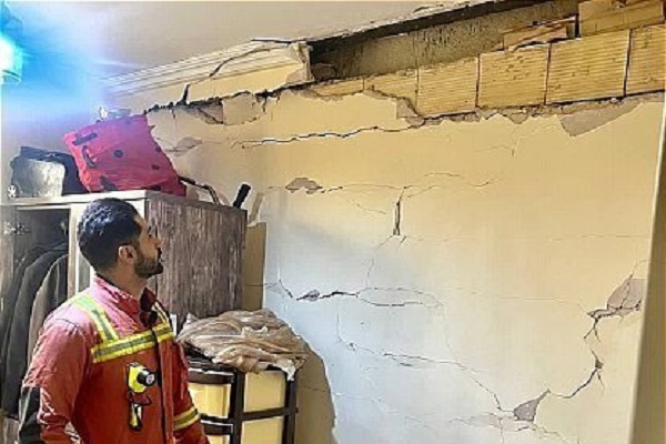 تخریب بخش‌هایی از یک آپارتمان در تهران به دلیل انفجار اسپری فندک