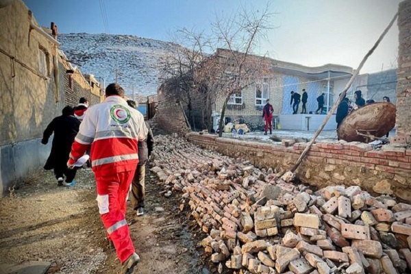 زلزله ۵.۴ ریشتری در خوی/ مصدومیت ۱۲۰ تن، خسارت به ۲۰۰ خانه و ادامه ارزیابی‌ها