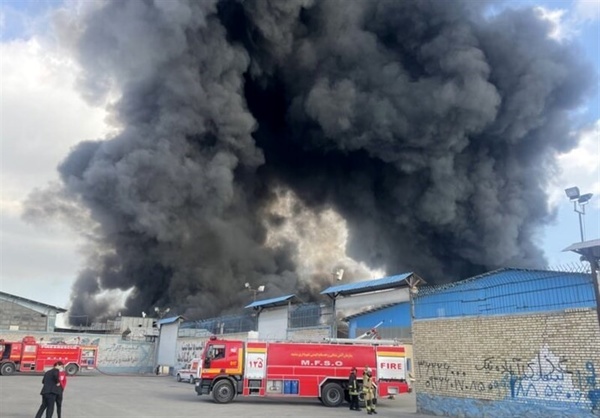 آتش سوزی در کارخانه الکترو استیل