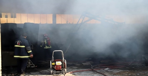 آتش‌سوزی در کارخانه کارتن‌سازی نو آوران