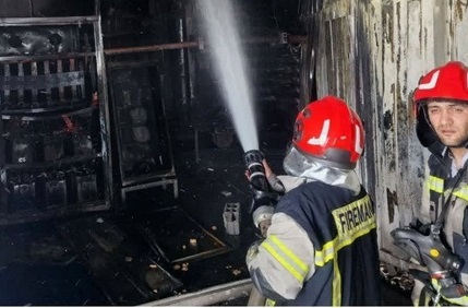 آتش‌سوزی در کارخانه آذر سیلیکون خوی