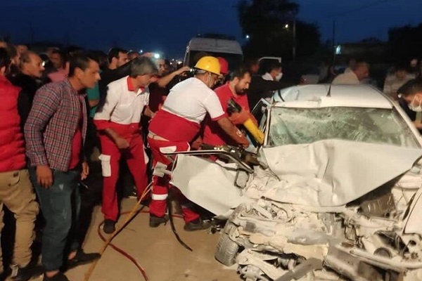 مرگ ۶ تن درپی تصادف پژو و تریلی در محور ایرانشهر