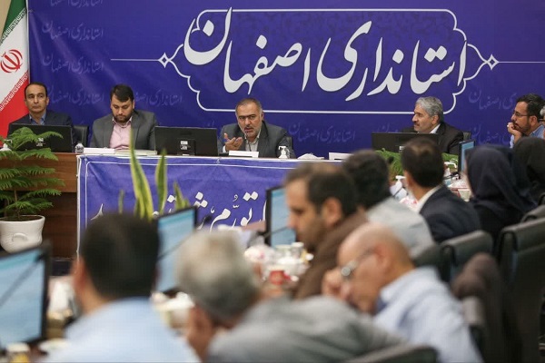 تا پایان تیرماه، برنامه کاهش آلودگی هوای اصفهان تنظیم و ابلاغ شود/واگذاری مدیریت سبد انرژی به استان مطالبه جدی در سطح ملی است
