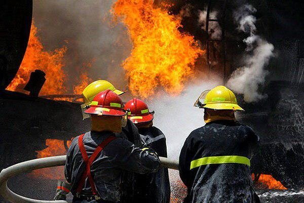 فوت یک نفر در آتش‌سوزی خط انتقال پالایشگاه گاز بیدبلند