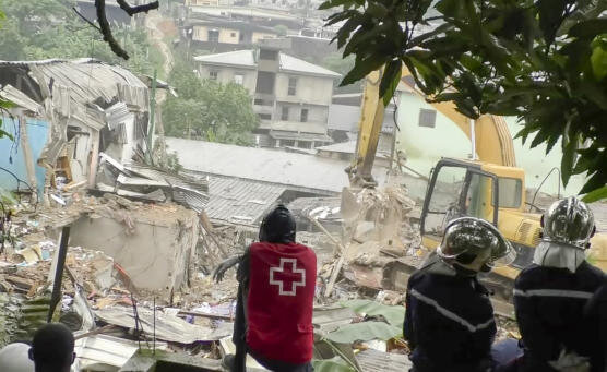 ریزش ساختمانی در کامرون با ۳۷ کشته