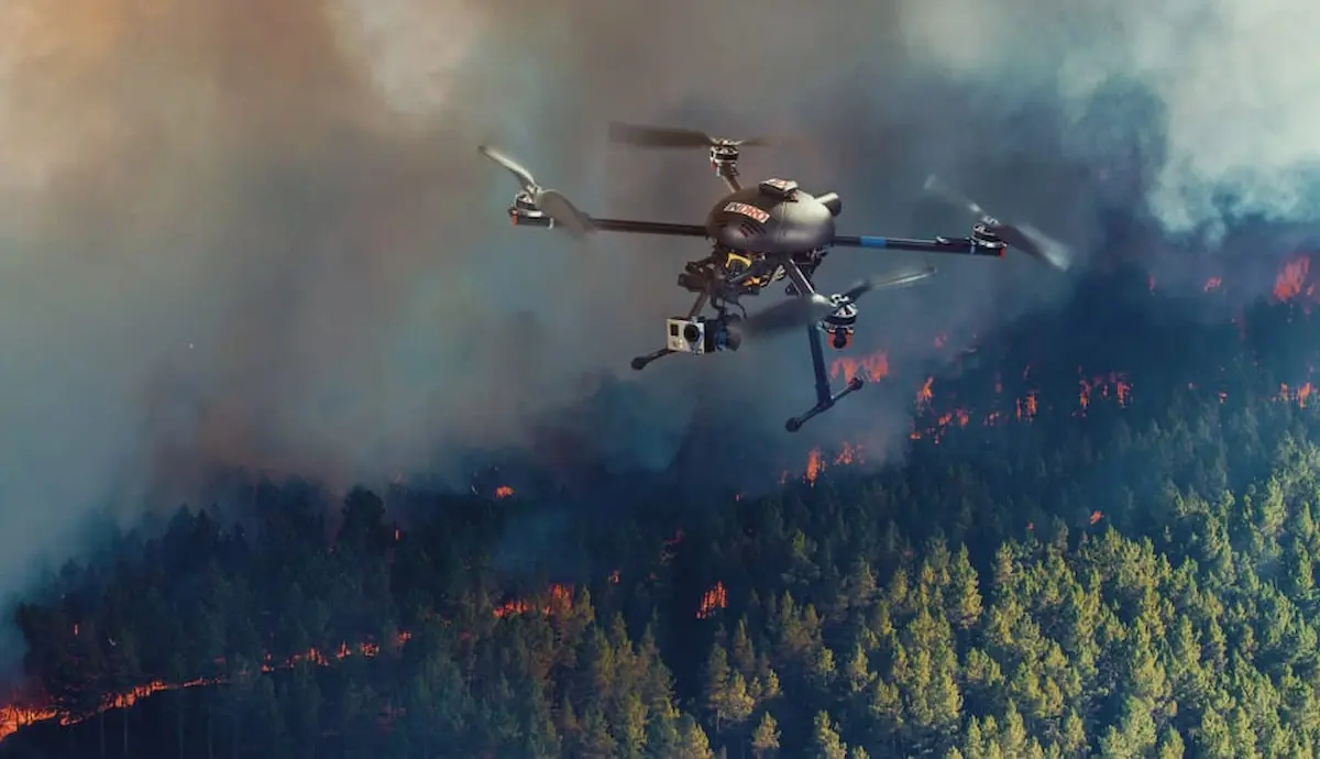 🎥 ویدئو/ استفاده از پهپاد‌های مجهز به هوش مصنوعی برای خاموش کردن آتش سوزی‌های جنگلی