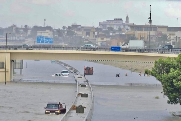 ۲۵ کشته در پی توفان و سیل در شرق لیبی