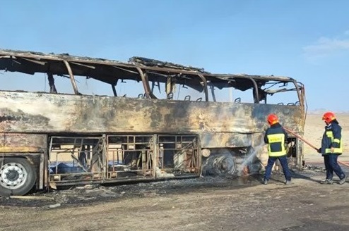 آتش گرفتن اتوبوس در محور نهبندان – شوسف