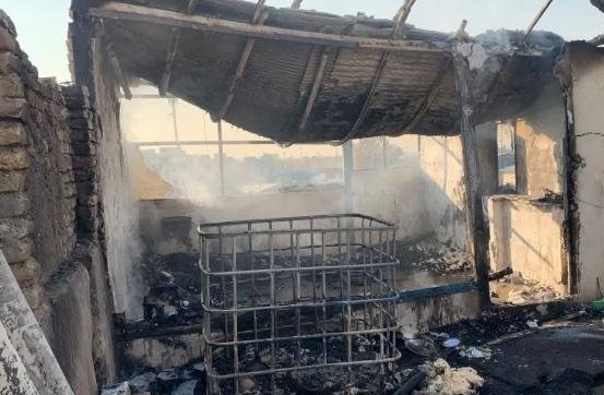 آتش سوزی اتاقک با ساخت غیر مجاز در خیابان شوش