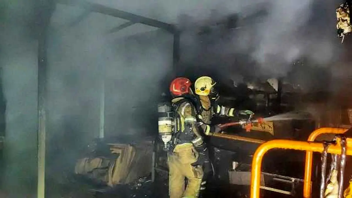 آتش‌سوزی در کارخانه کارتن‌سازی منطقه تهران پارس
