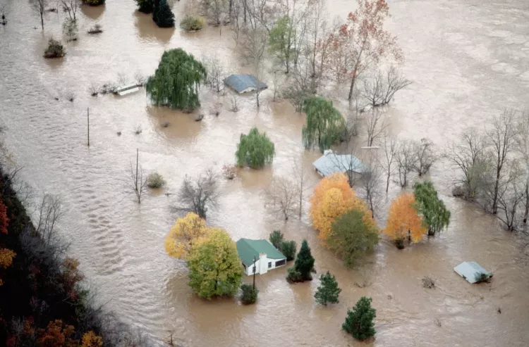 🎥 چه عواملی موجب پدید آمدن سیلاب می‌شود؟