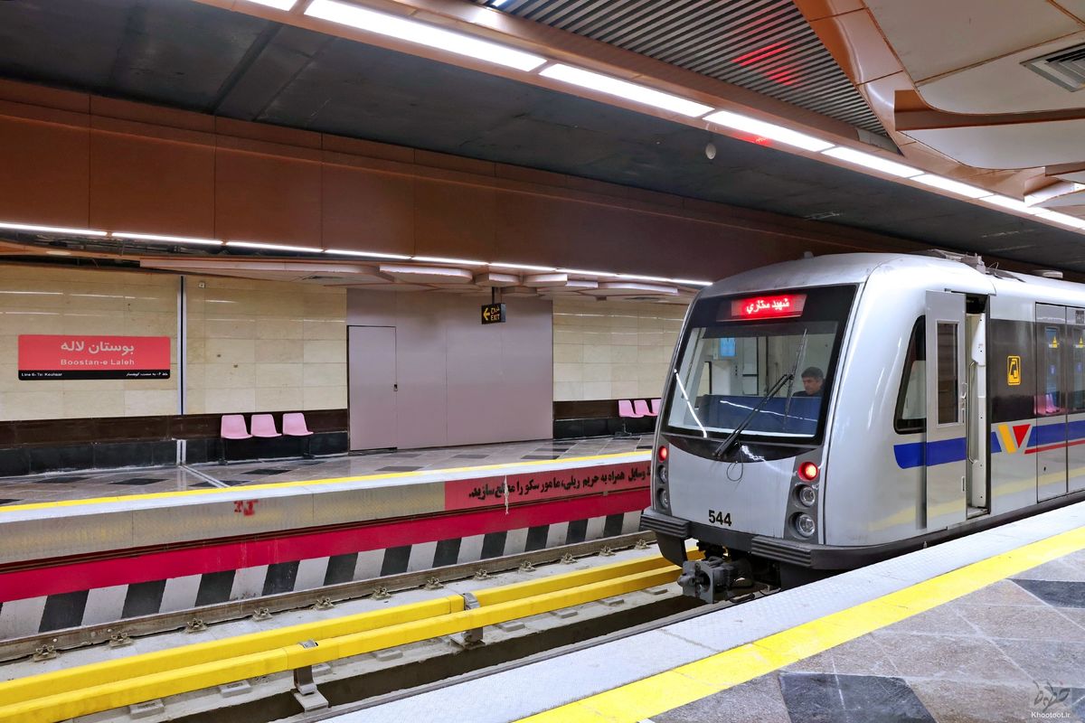 🎥 اتصالی کابل دلیل آتش‌سوزی خفیف مترو میدان ولیعصر