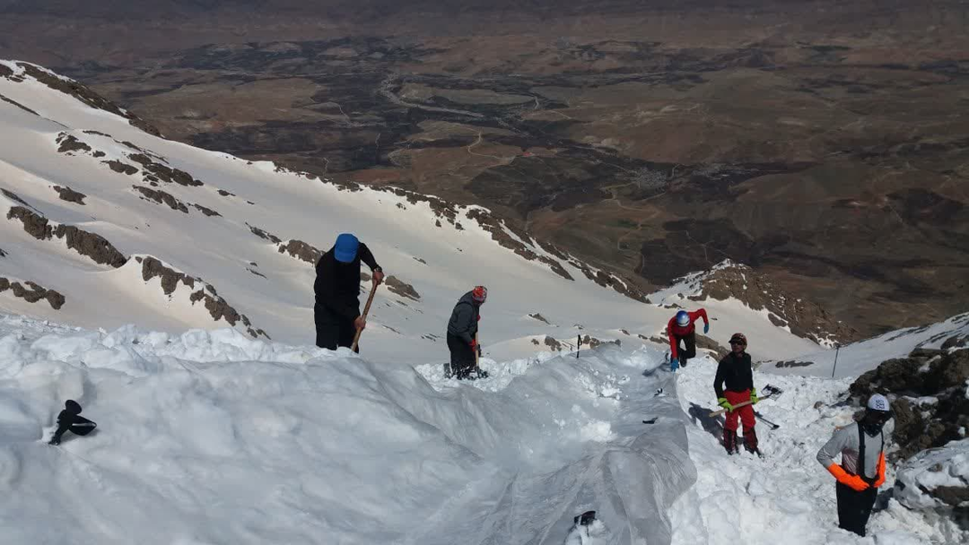 عملیات جستجوی پیکرها در حادثه سقوط پرواز شماره ۳۷۰۴ هواپیمایی آسمان