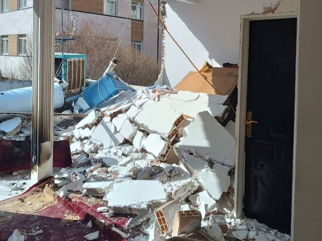 انفجار در یک ساختمان مسکونی به دلیل نشت گاز