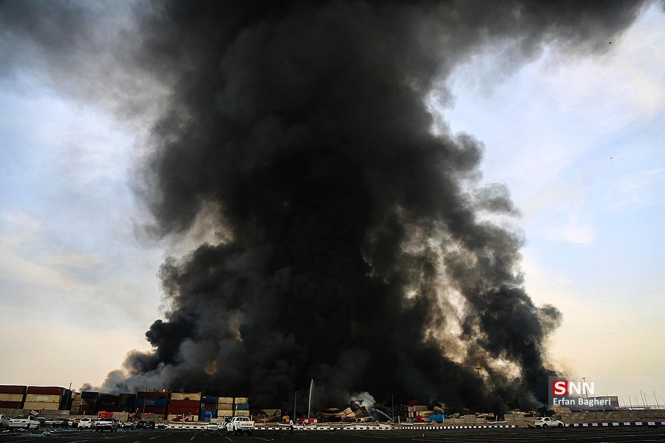 🎥ویدئو/تصاویر دوربین مداربسته از لحظۀ آغاز آتش‌سوزی در بندر شهید رجایی