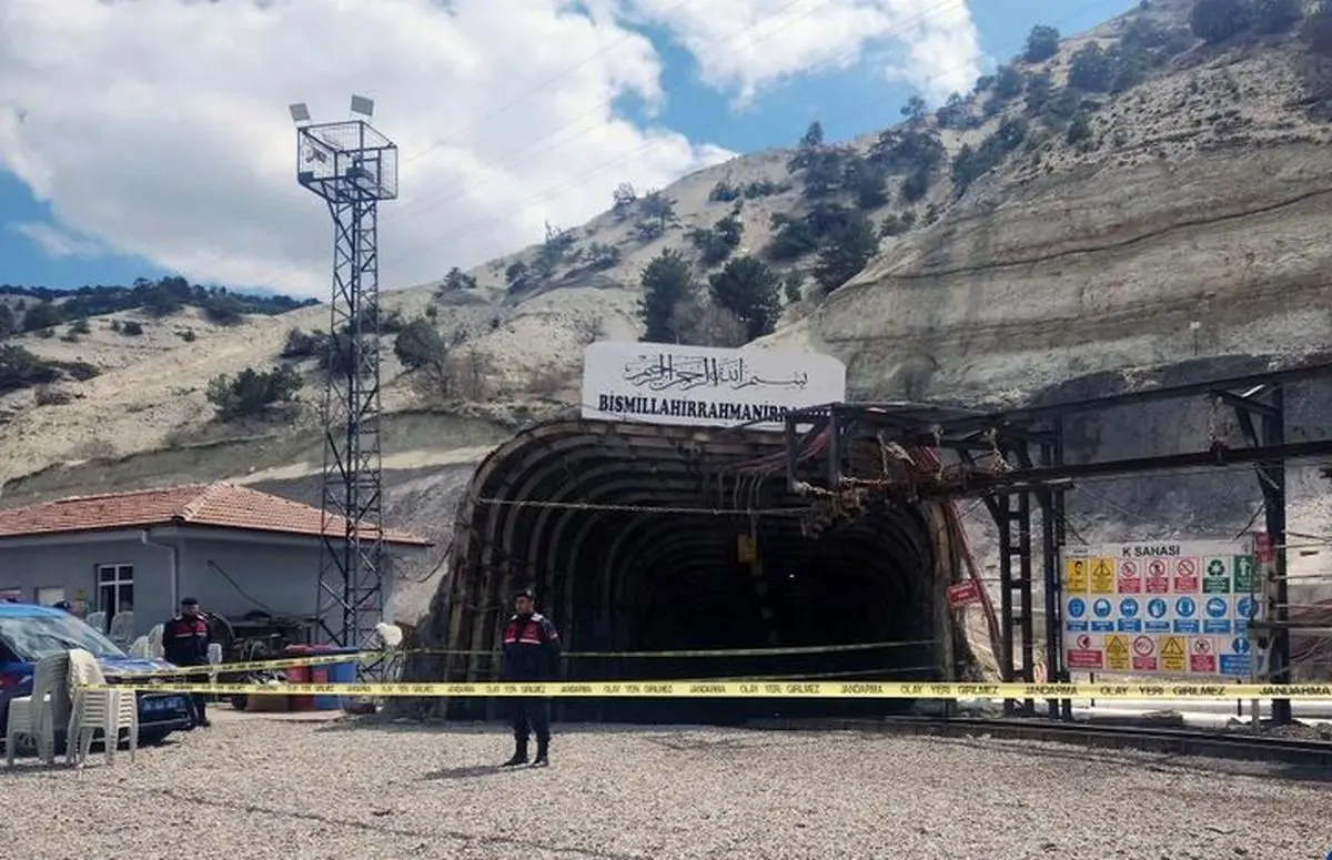 مصدومیت ۱۴ کارگر بر اثر انفجار یک معدن ذغال‌سنگ در آنکارا