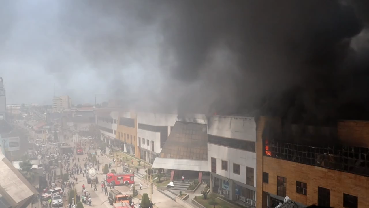 🎥 ویدیو/ آتش‌سوزی مهیب در منطقه آزاد انزلی